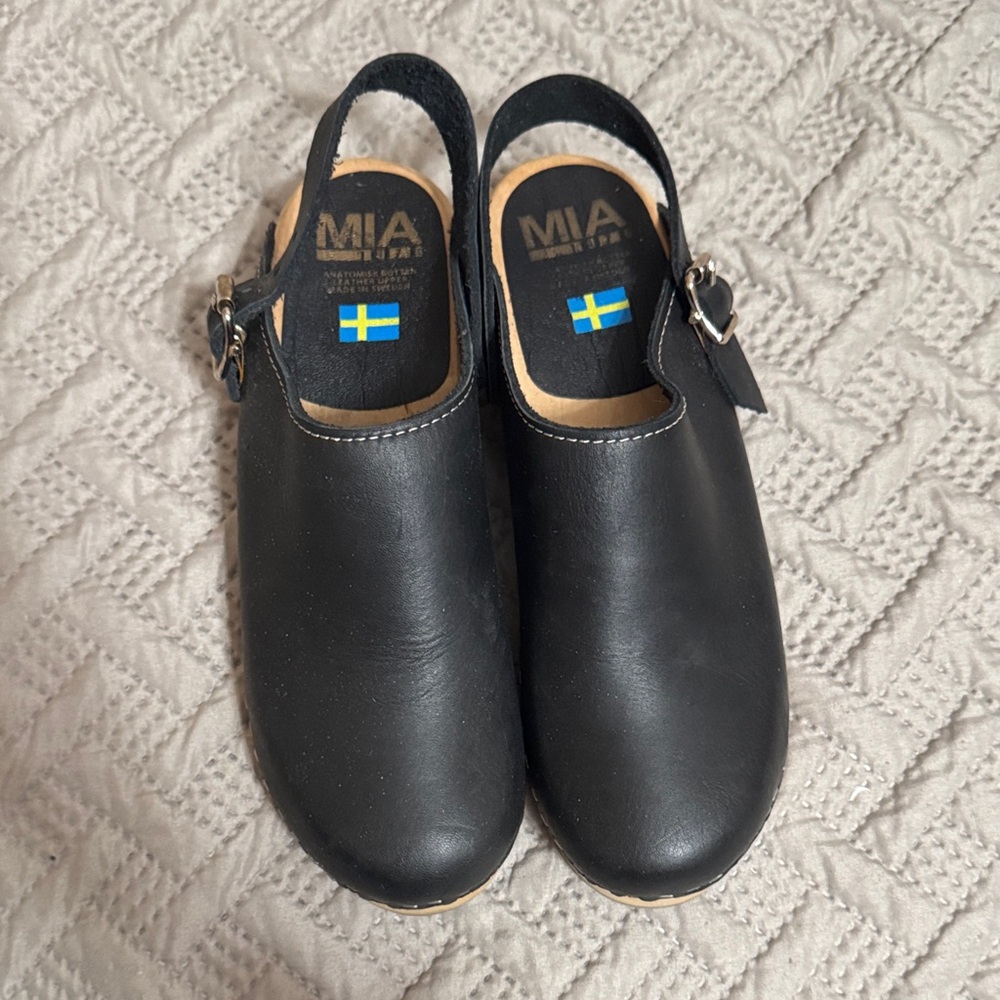 MIA Black Slingback Leather Clogs with Buckle